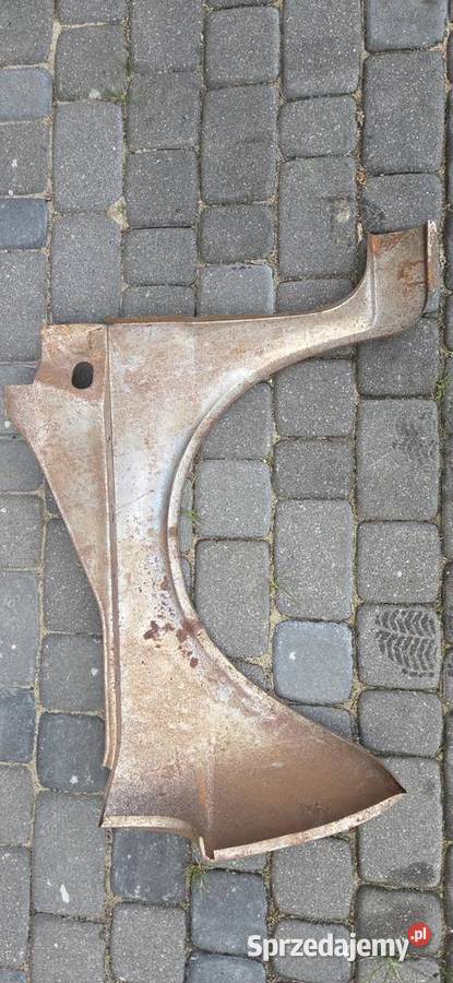 Blotnik prawy przód fiat 126p maluch stary typ