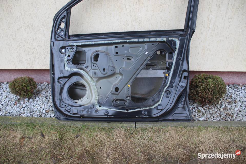 DRZWI PRAWY PRZÓD Z11 NISSAN NOTE E11