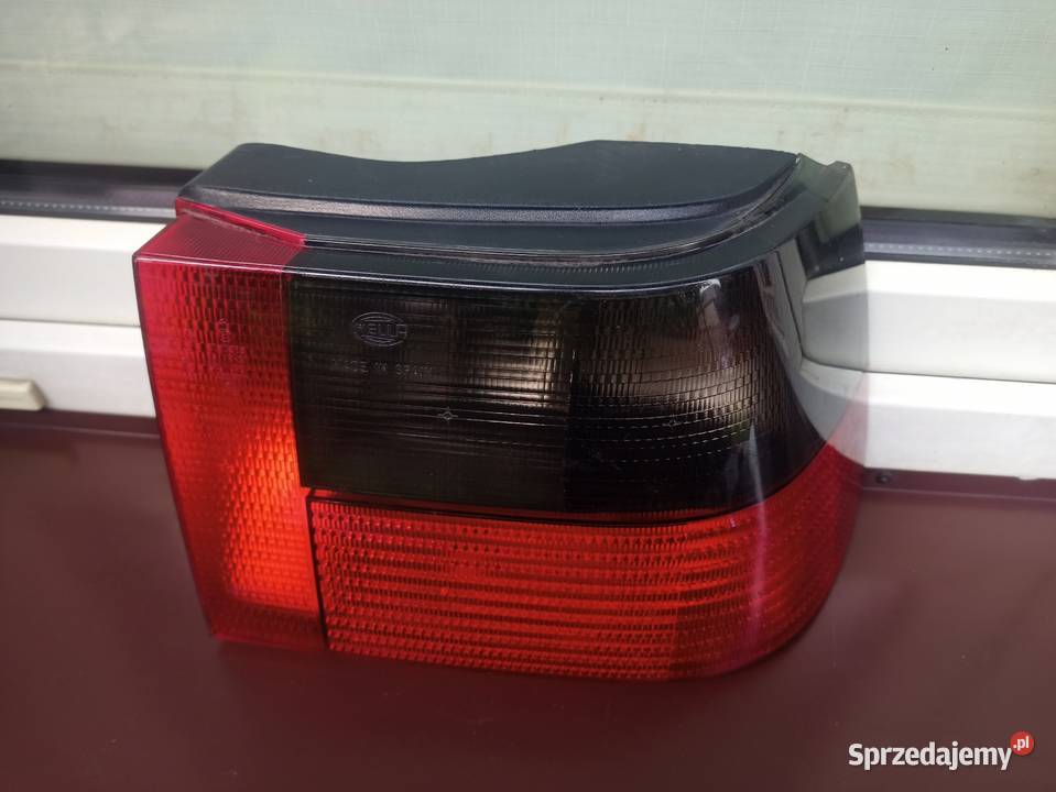 Seat Ibiza 2 II lampa tył tylna prawa narożna Sieradz sprzedam