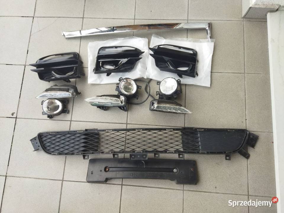 Infiniti Q50 kratki zderzaka halogen Warszawa