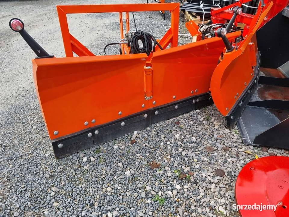 Maszyny do śniegu pługi piaskarki solarki Wieluń
