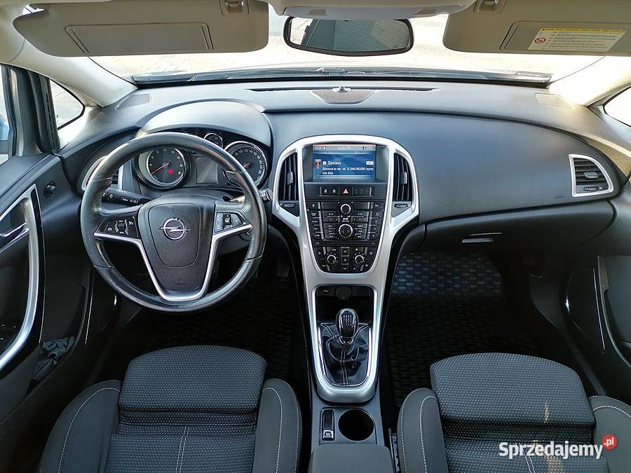 Opel Astra J Benzyna COSMO 14 Turbo GAZ 2010 1400cm3 Sanok sprzedam