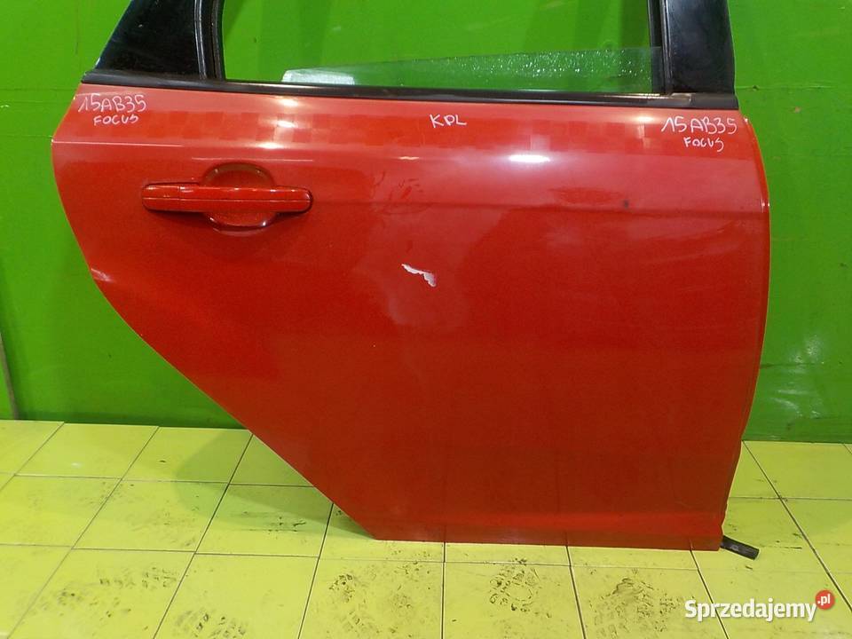 FORD FOCUS MK3 16 TDCI 11r 5D drzwi prawe tyl