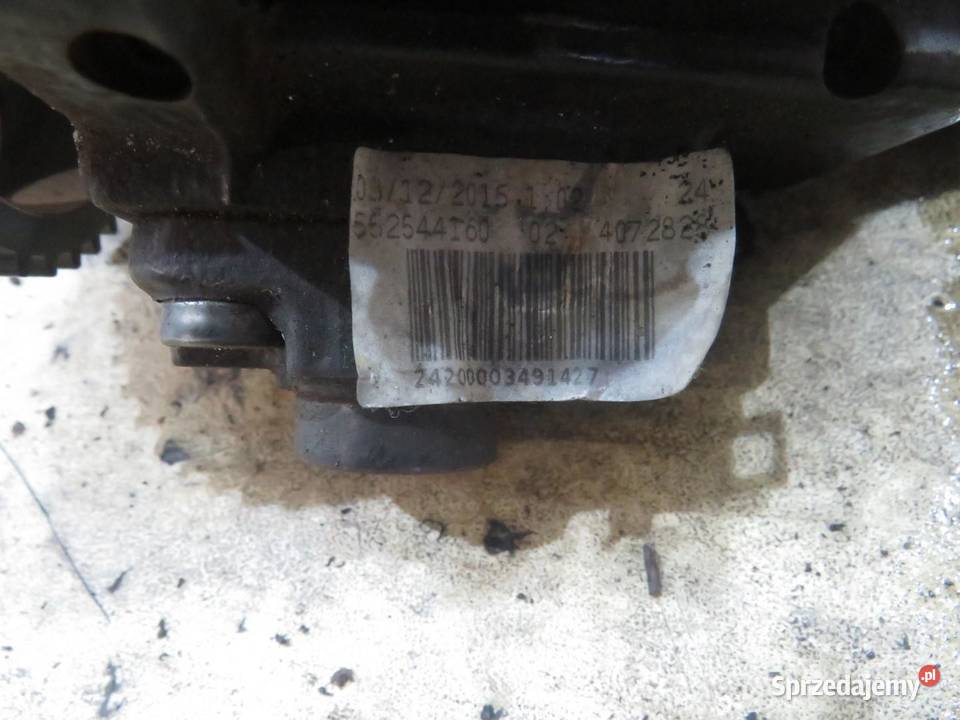 POMPA WTRYSKOWA SUZUKI VITARA SX4 SCROSS 16 DDIS osobowe lubelskie sprzedam