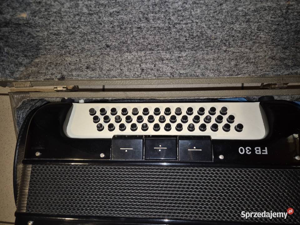 Akordeon HOHNER FB30 sprzedam