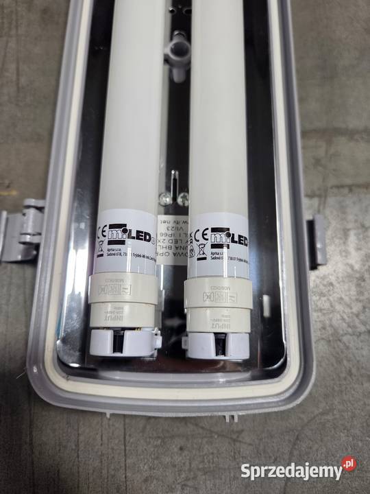 Hermetyczna oprawa LED 2x18W IP65 120 duża ilość