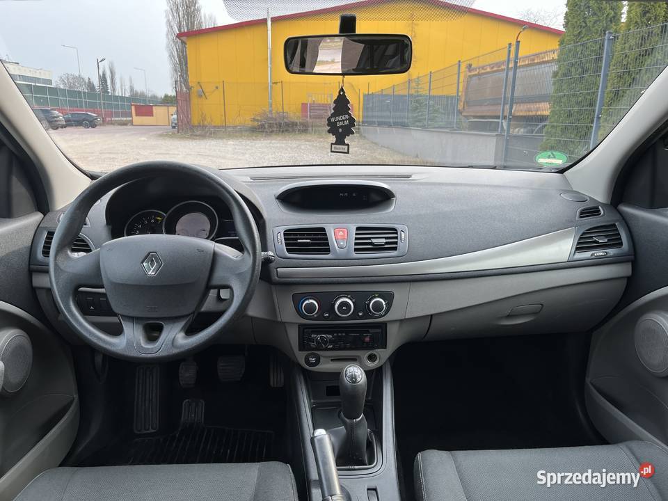 Renault Megane 3 16 110 2011r Super stan Niski Łódź