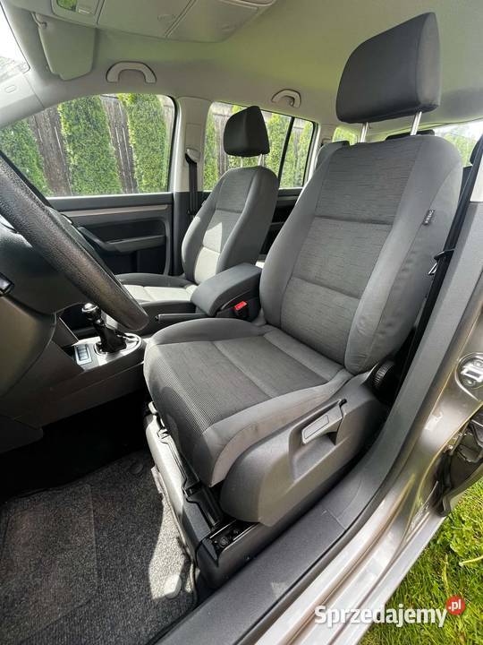 VW Touran 16 mały przebieg bezwypadkowy 1600cm3 śląskie Żywiec