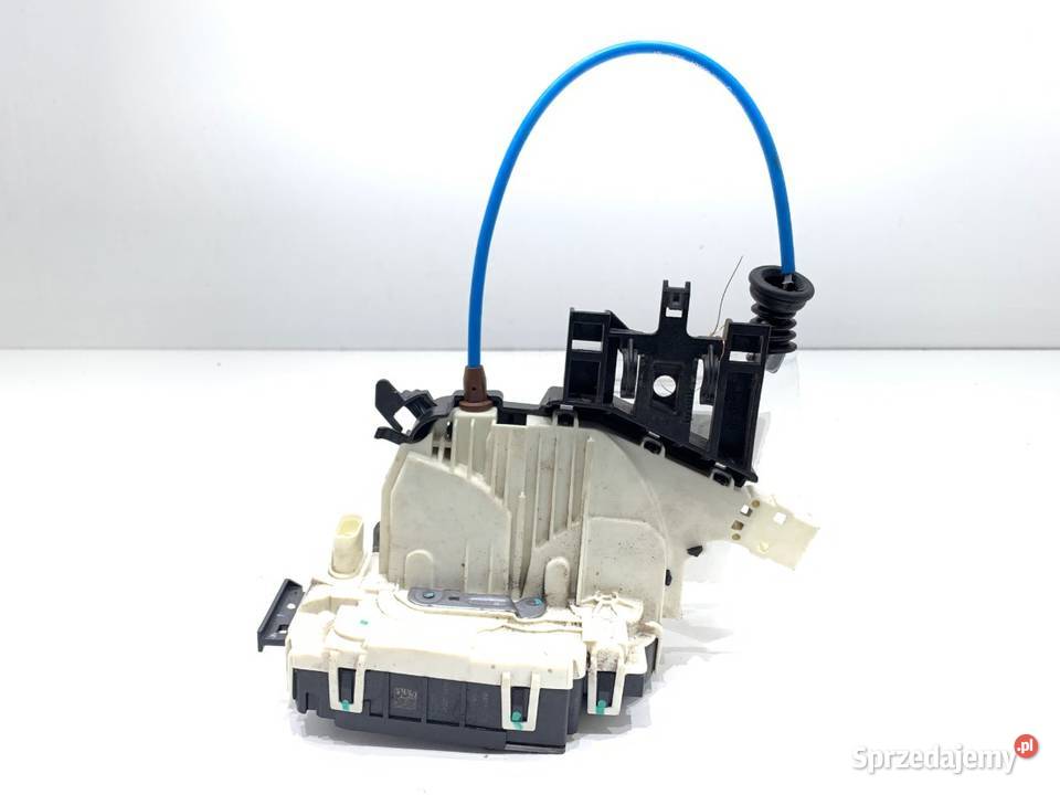 ZAMEK DRZWI PRAWY PRZÓD MERCEDES W176 Hatchback osobowe sprzedam