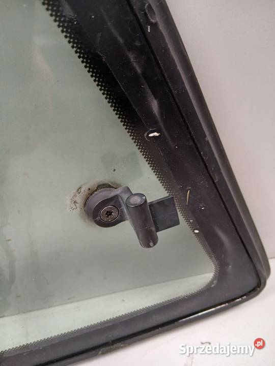 Szyba Prawa Tylna Karoseryjna Audi A3 9603 Bralin sprzedam