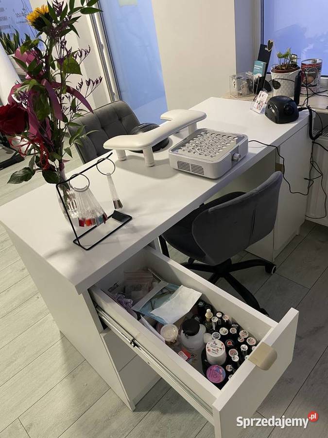 Stanowisko do manicure i pedicure Wejherowo