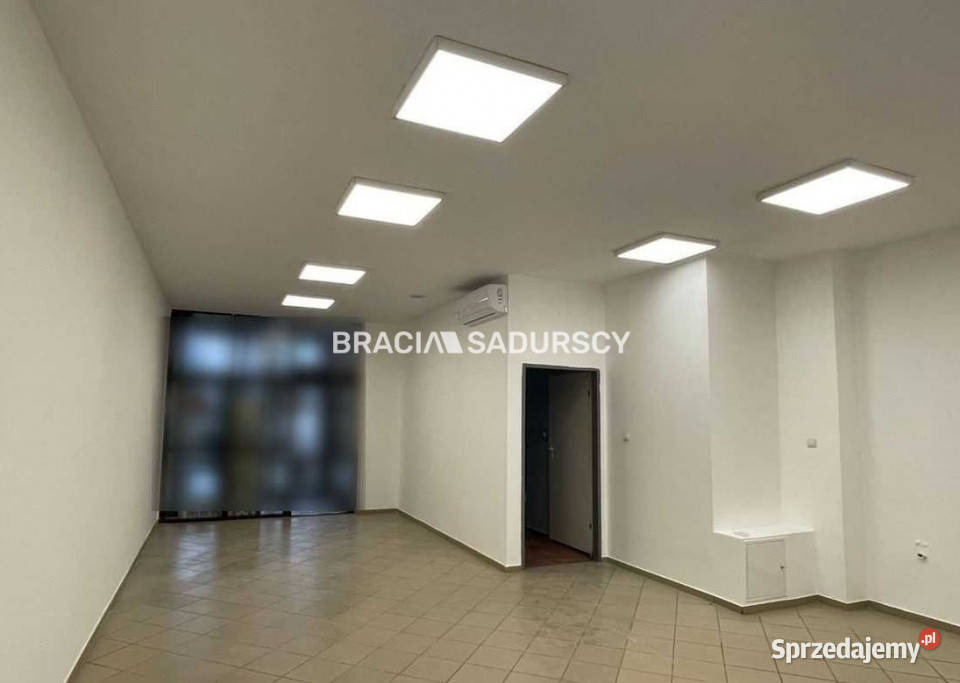 sprzedaży lokalu 628m2 Kraków dojazd asfaltowy