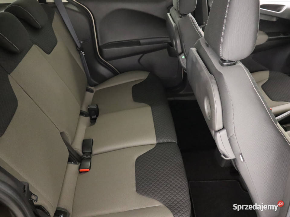 Ford Tourneo Courier 15 TDCI Rok produkcji 2019