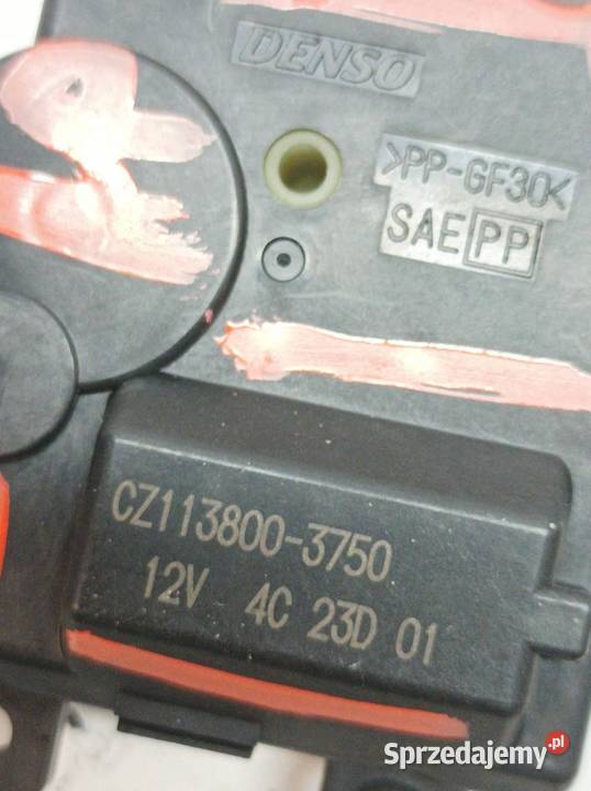 SILNICZEK NAGRZEWNICY CZ1138003750 Toyota Yaris Silniki