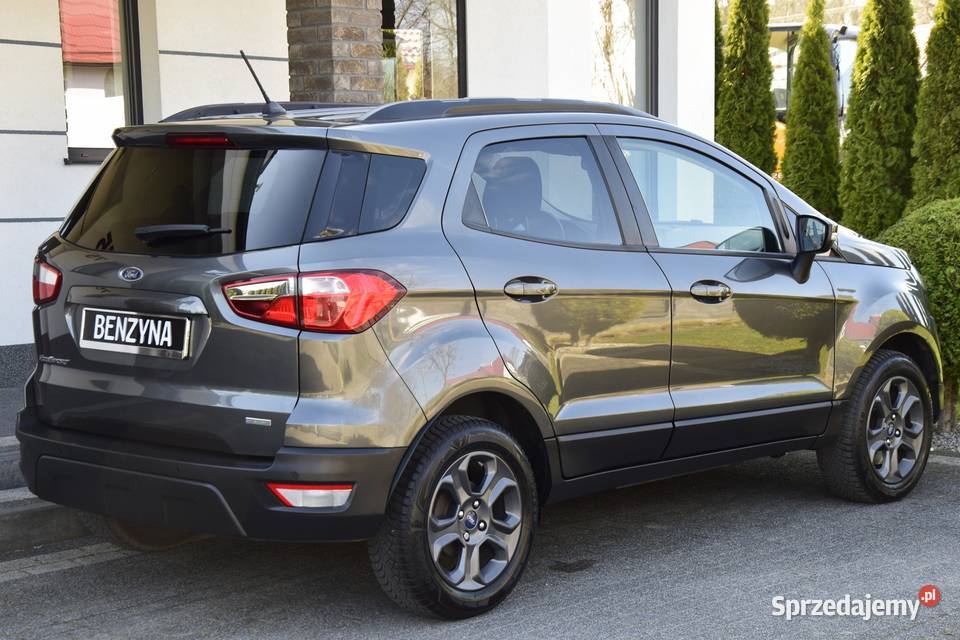 LIFTNavi Car Play Klimatronic AluTempomatPiękny czujnik zmierzchu