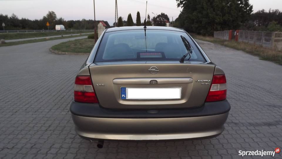 OPEL VECTRA B 1997 benzyna 16 16V 1600cm3