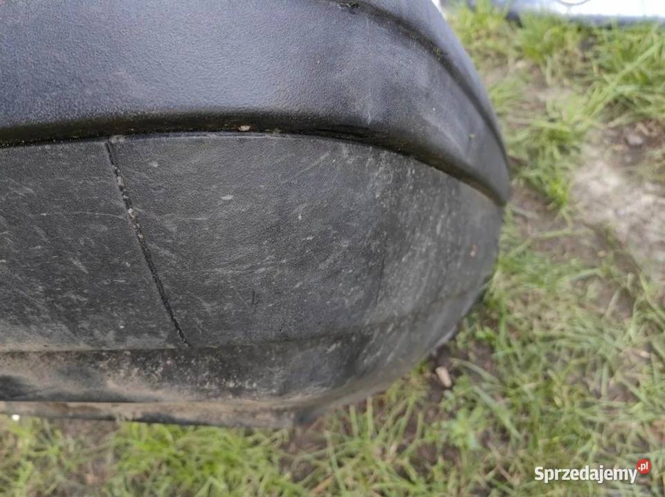 Zderzak tył tylny BMW E32 osobowe śląskie Żory