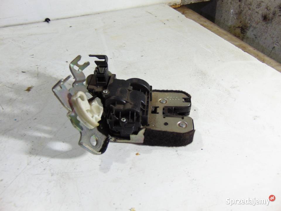 ZAMEK KLAPY TYŁ AUDI A3 8V 4H0827505A