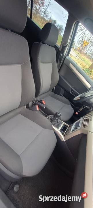 Opel astra 17 cdti bi Xenon 6 biegów radio Samochody osobowe Prawików