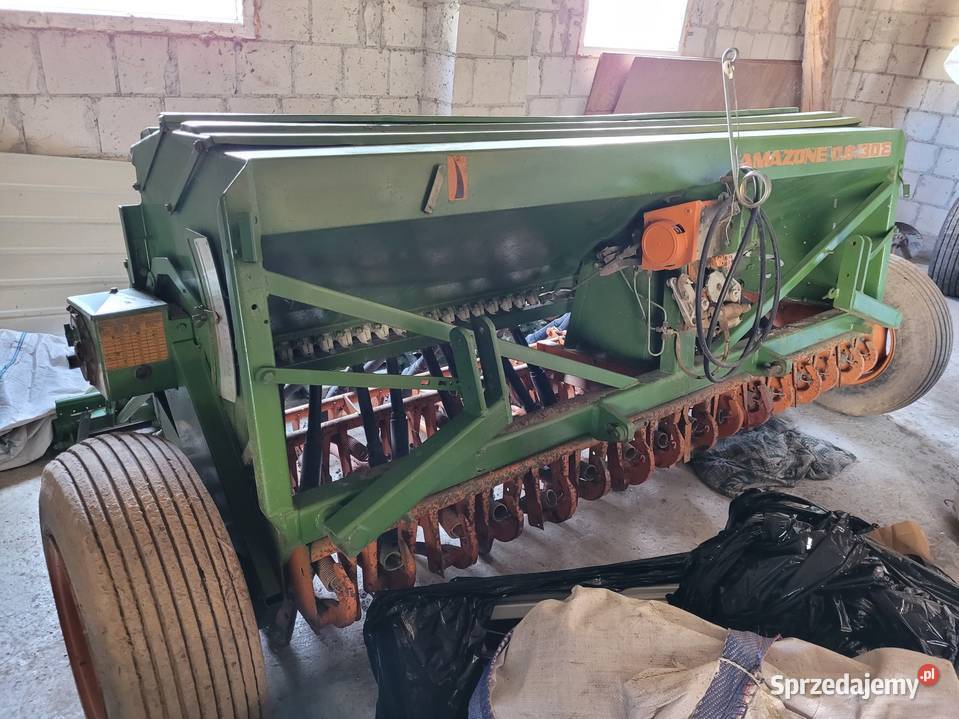 Siewnik AMAZONE D8 30E Specjal 36 lei znaczniki Wysokie Mazowieckie