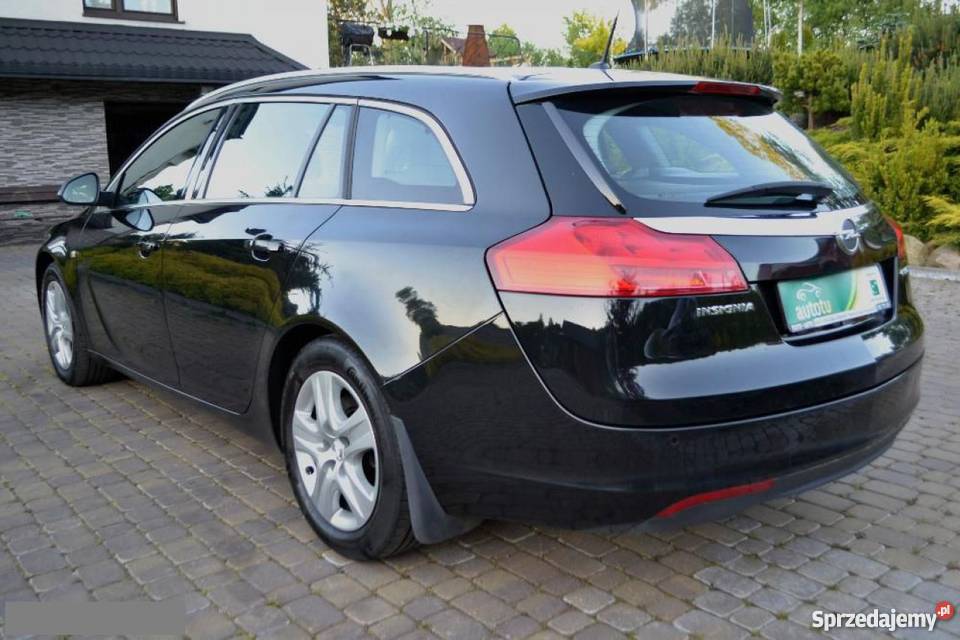 Sprzedam Opel Insignia czarny elektryczne szyby Miechucino