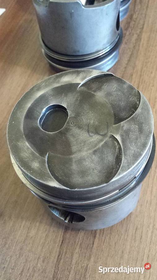 Tloki Mercedes W110 190DC standard 87 mm 4 małopolskie Nowy Sącz sprzedam