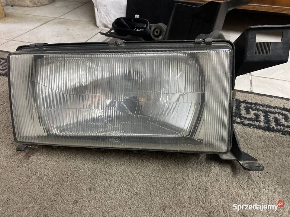 Sprzedam dwie lampy do volvo 740 sedan 88r Łódź