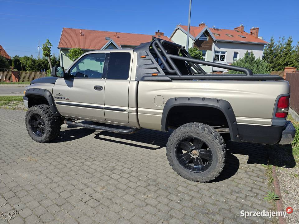 Dodge Ram 2500 59v8 nieuszkodzony Olecko