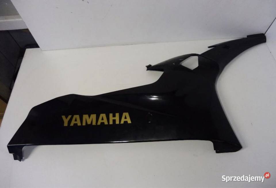 Yamaha YZF R6 Prawa dolna owiewka A312 Pozostałe wielkopolskie