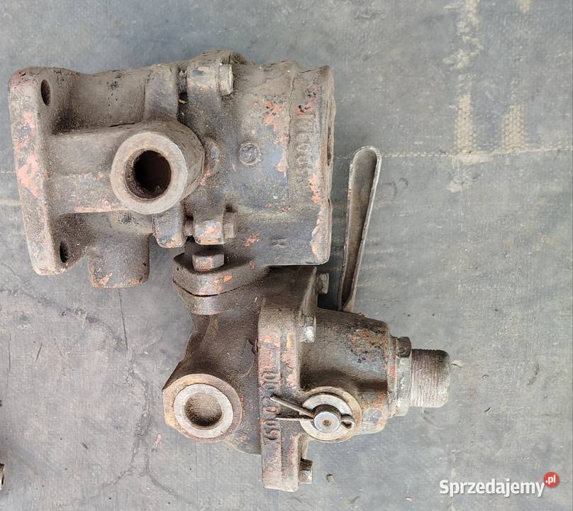 Pokrywa blokady c360 piasta C330 regulator Strzelno