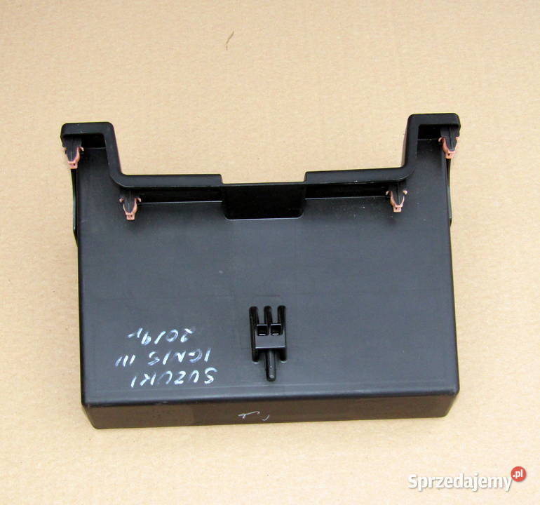 SCHOWEK PÓŁKA KONSOLI SUZUKI IGNIS III 7343162R0 łódzkie Mysłaków