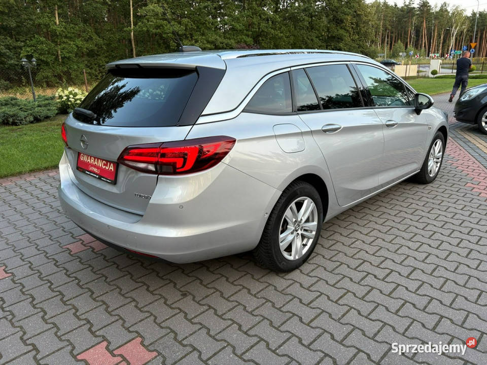 Opel Astra 14 Turbo 150 Półskóry Kamera cofania nieuszkodzony Lipówki