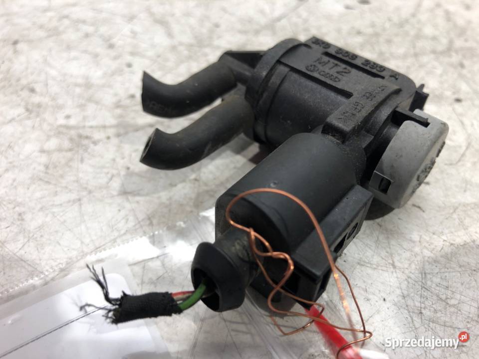 ZAWÓR PODCIŚNIENIA SKODA RAPID 16 90 1K0906283A