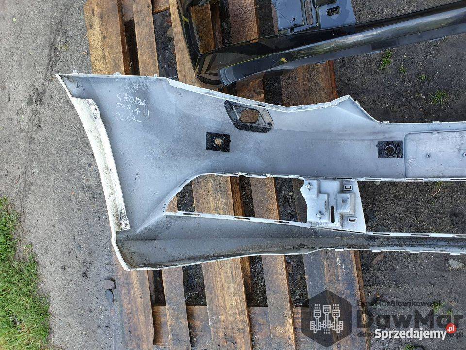 Skoda Fabia 3 III zderzak przód 6V0 807 221 Słowikowo