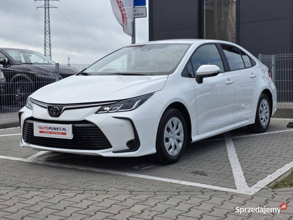 Toyota Corolla 2022r bezwypadkowy 1 wł HAK manualna Poznań