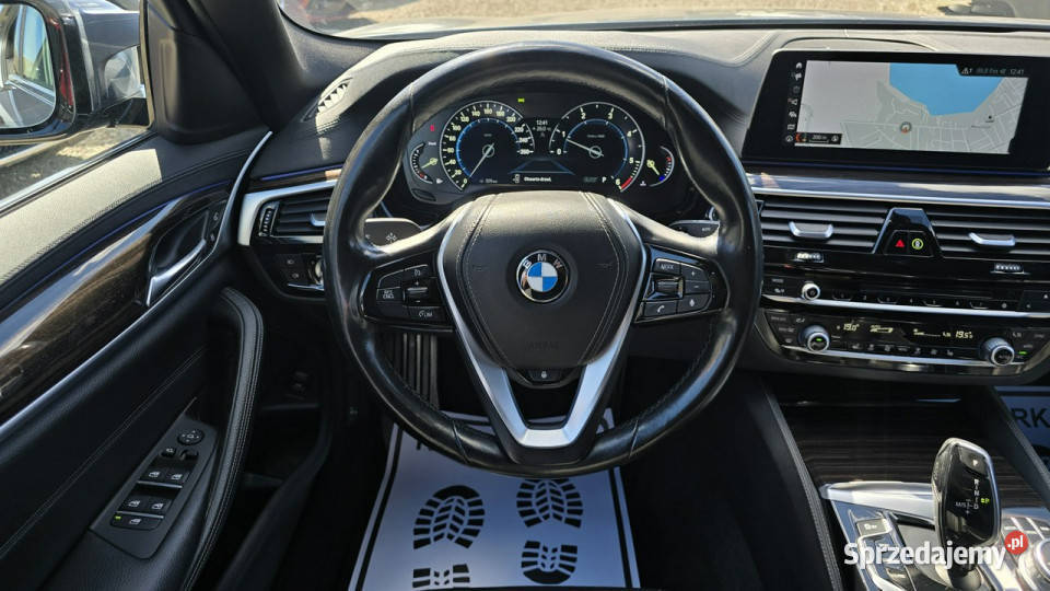 BMW 520 Luxury Line MPakiet CarPlay Full LED 190KM