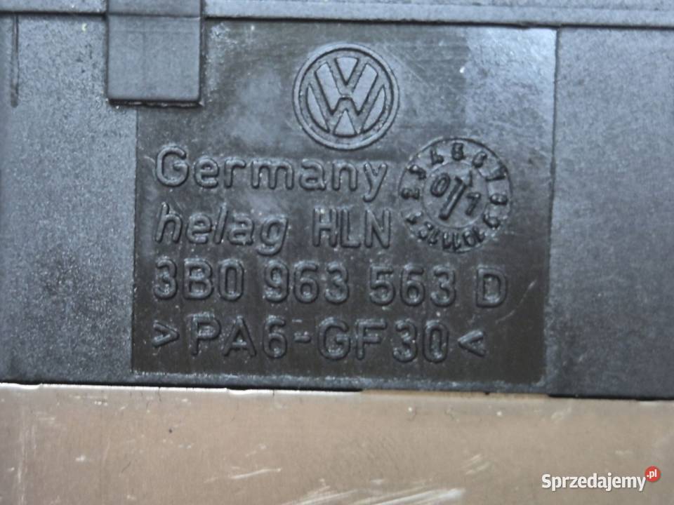 PRZEŁĄCZNIK GRZANIA FOTELA LEWY PRAWY VW PASSAT Działoszyce sprzedam