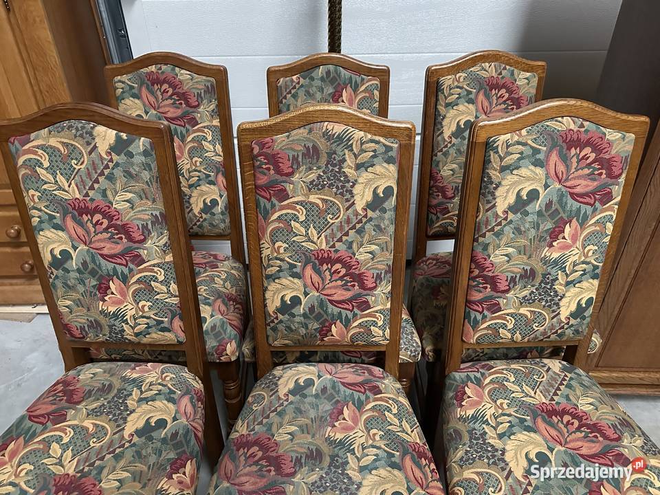 Dębowe krzesła z tapicerką w kwiaty Sławoszewek