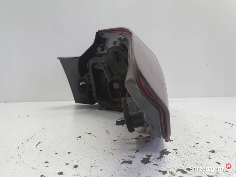 Renault Megane III kombi TYLNIA TYLNA LAMPA LEWA osobowe sprzedam