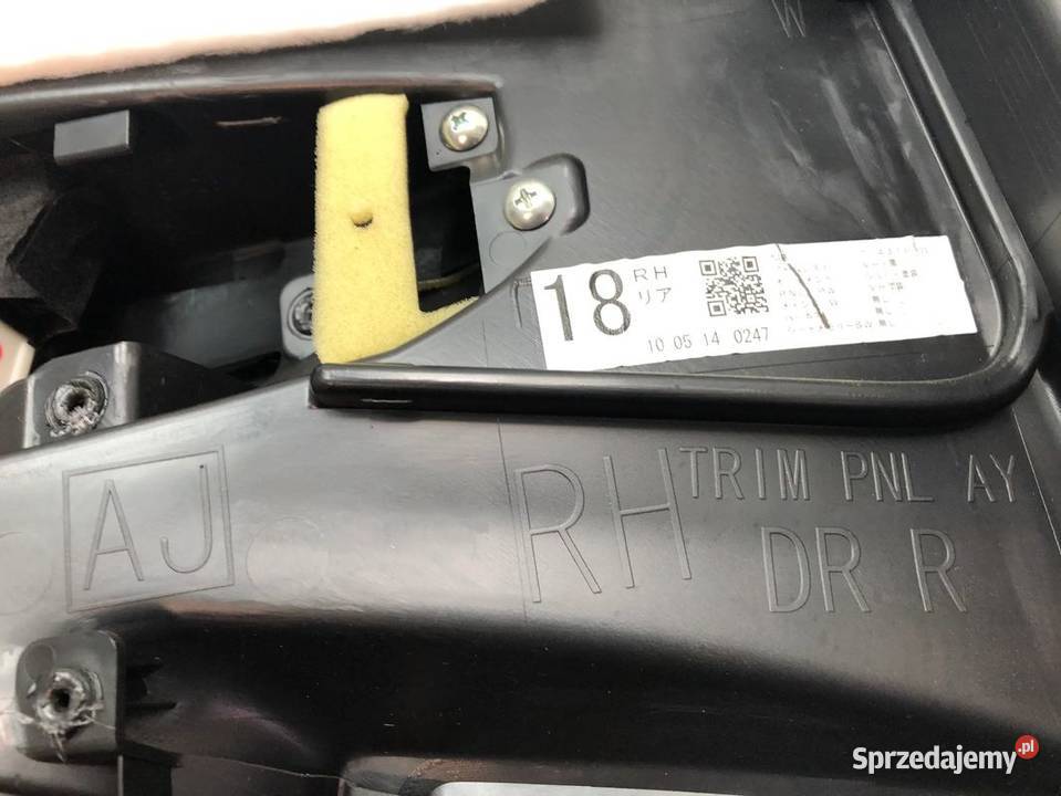 SUBARU OUTBACK IV 4 2010R TAPICERKA BOCZEK DRZWI Skarżysko-Kamienna