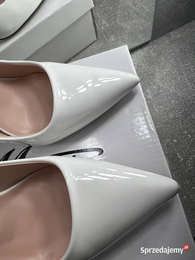 Buty na obcasie czółenka szpilki białe HIT