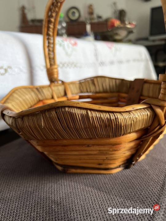 Koszyk antyk pleciony