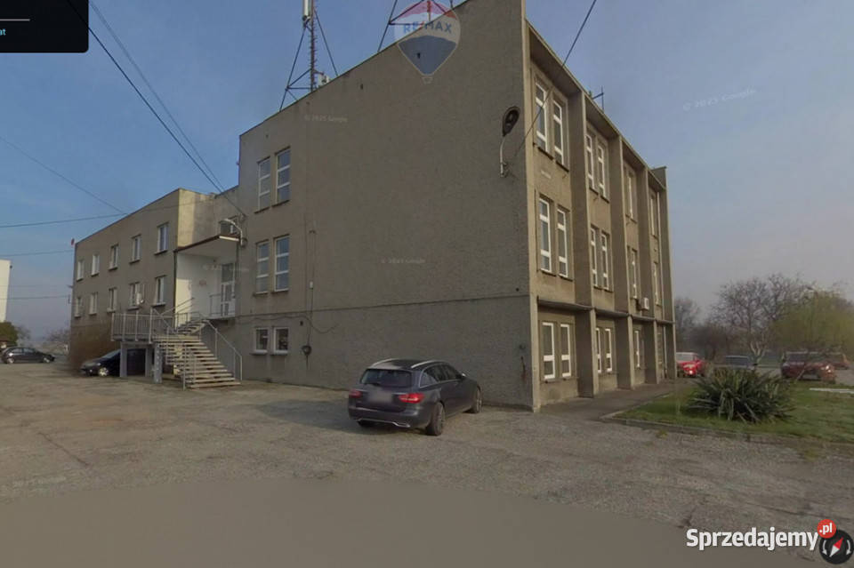 Budynek biurowomieszkalny ponad 1100m2 Zabełków