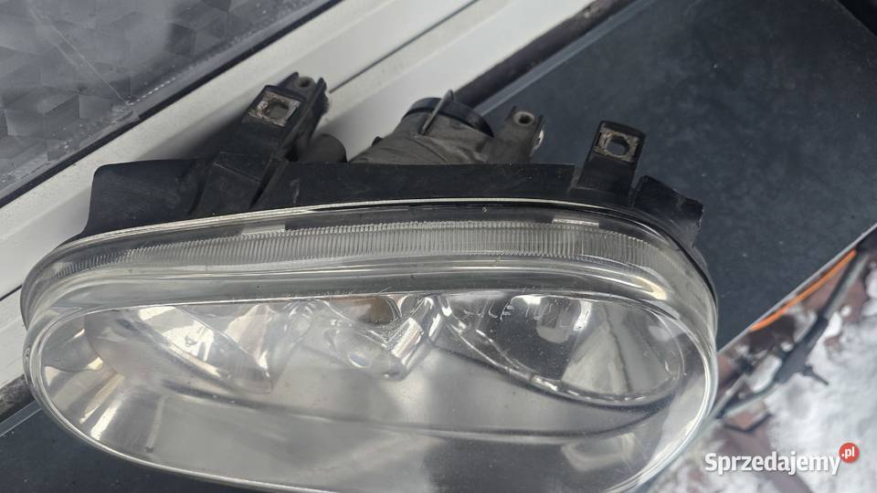 Lampa lewy przód do volkswagena golfa IV Sosnowiec