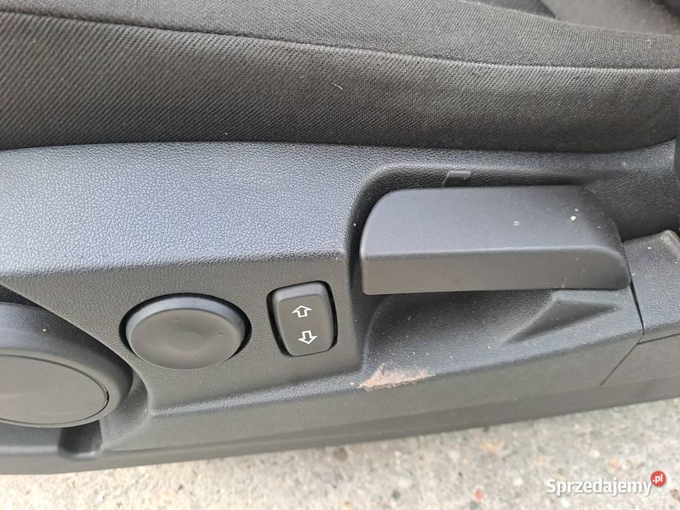 Opel Insignia A Kombi fotele podłokietnik tunel Fotele i kanapy