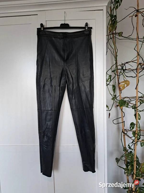 Spodnie skórzane Zara elegancja i charakter S czarny Trąbki Wielkie sprzedam