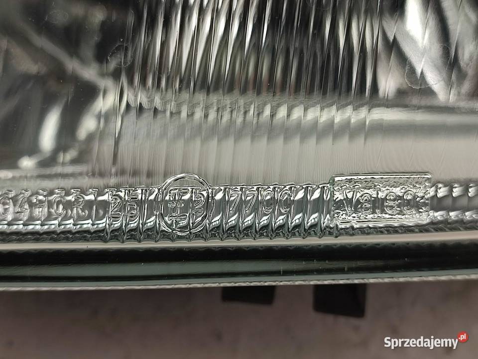 LAMPA LEWY PRZÓD CITROEN XANTIA X1 X2 19982003 Lampy przeciwmgielne