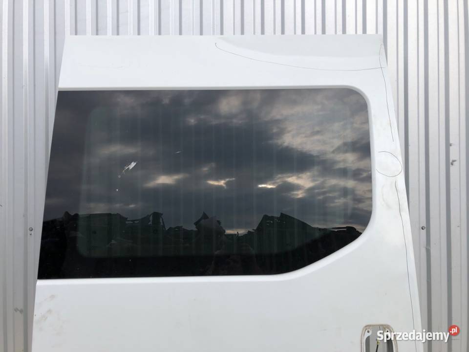 DRZWI PRAWE BOCZNE PRZESUWNE IVECO DAILY VI Bus