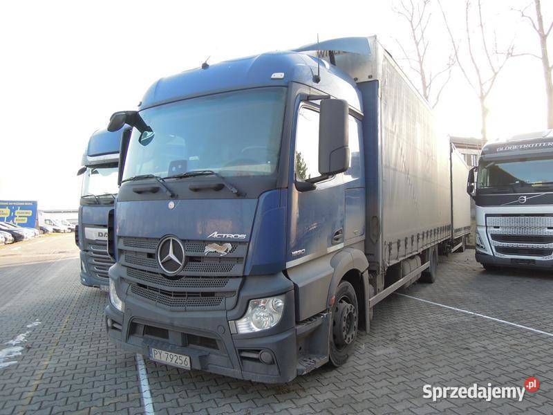 MERCEDESBENZ ACTROS 1830 L 2017 769800 ccm 299 Ciągniki siodłowe Warszawa