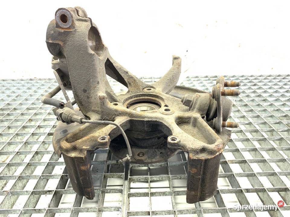 ZWROTNICA PRAWY PRZÓD VW GOLF VII 16 105 Zwrotnice